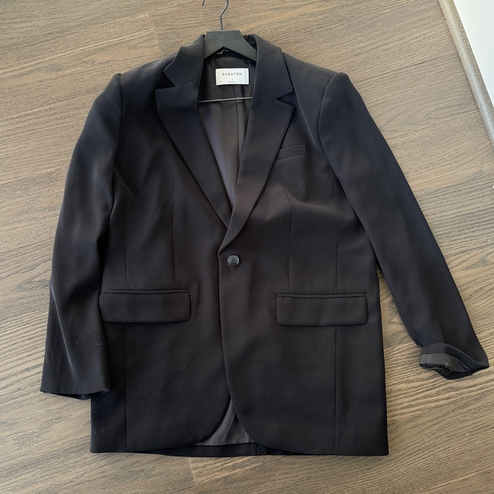 Aritzia Babaton Oversized Black Blazer